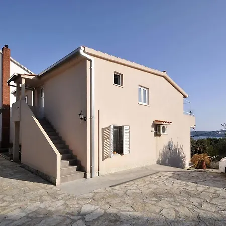 Sandra דירה טרוגיר