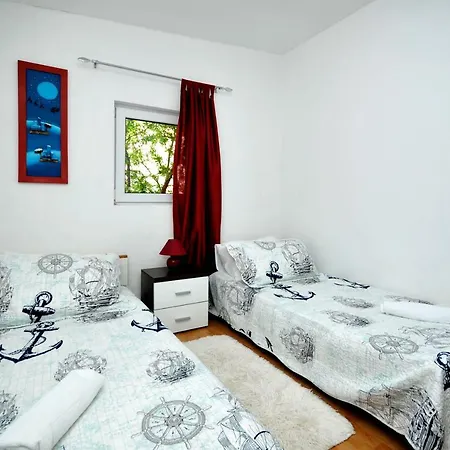 Sandra * טרוגיר