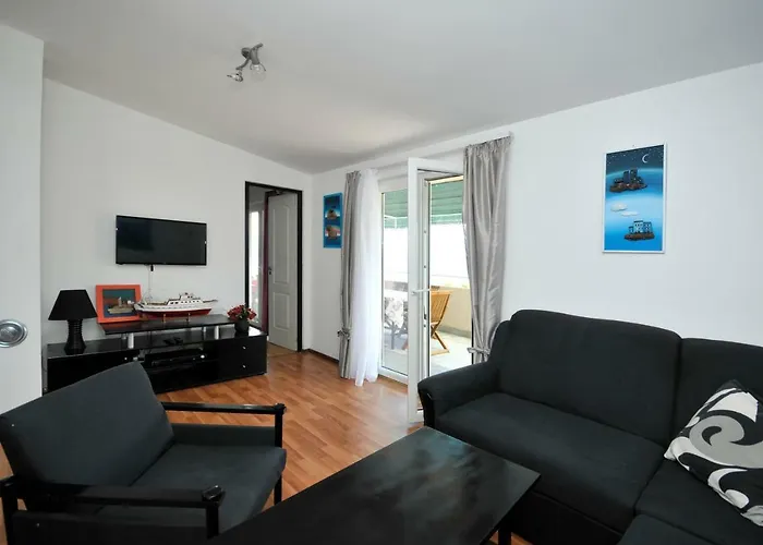 Sandra 아파트 트로기르