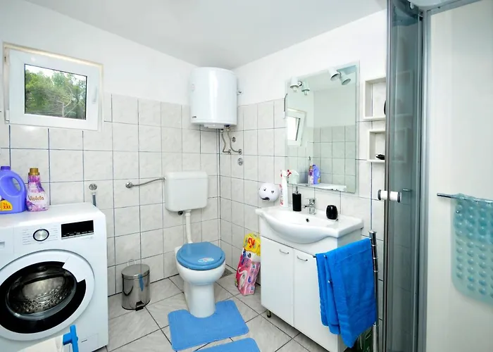 Sandra 아파트 트로기르