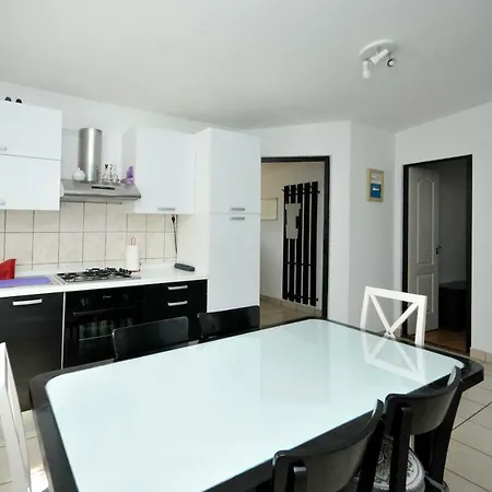 Apartment Sandra *